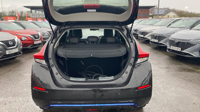 Nissan LEAF 110kW N-Connecta 40kWh 5dr Auto Electric Hatchback